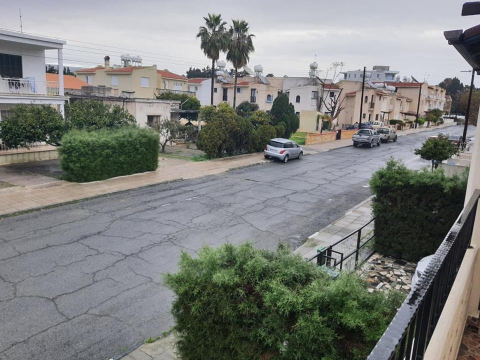 Lovely 2 Bedrooms In The Tourist Area In Paphos . Eksteriør bilde
